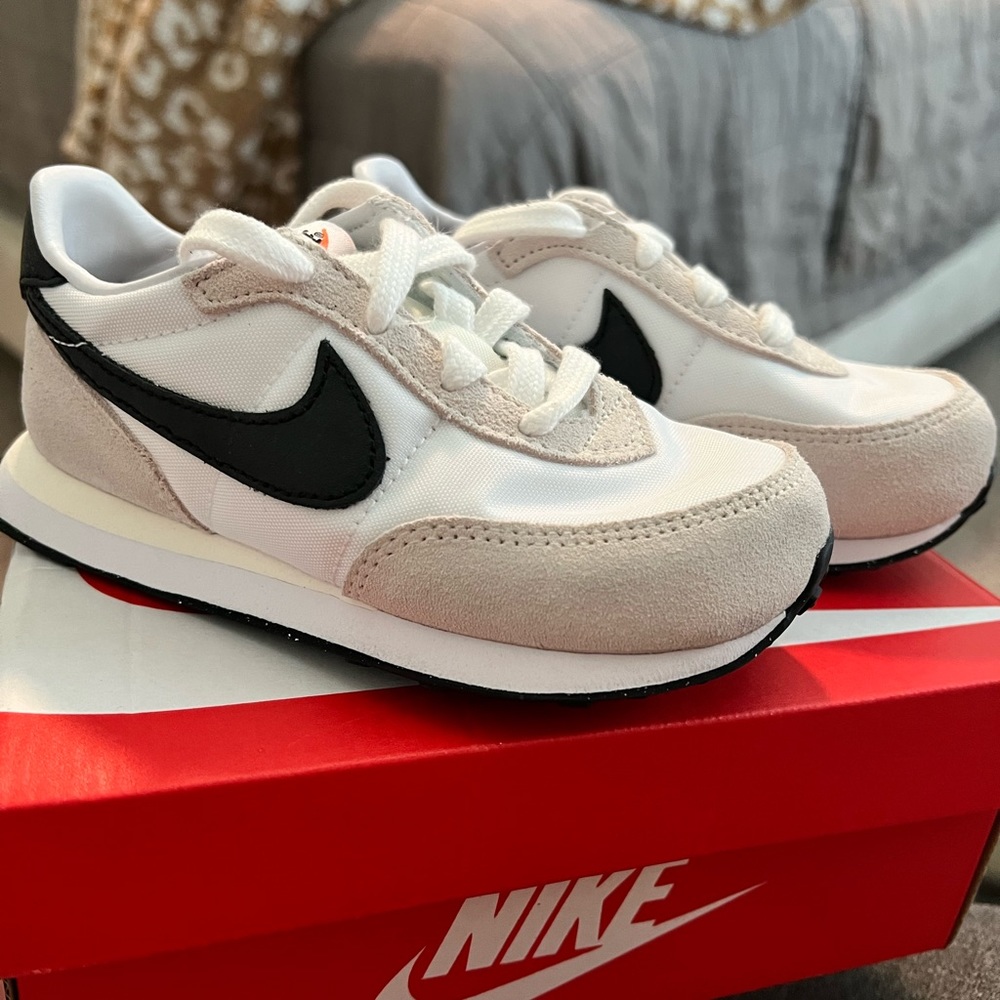 Nike Waffle Trainers Shoes Toddler Sneakers Size 9c